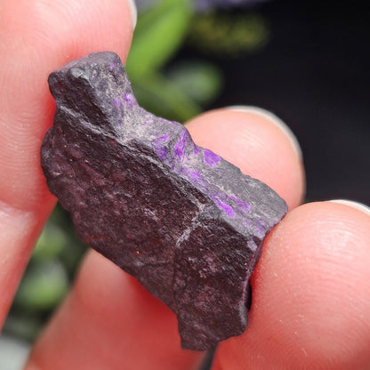 Sugilite Crystal 5.8g, Raw South African Purple Sugilite Stone