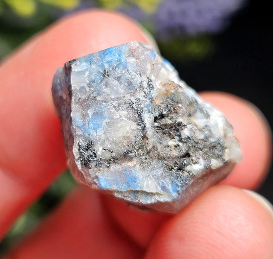 Papagoite Quartz Crystal 8.0g, Raw Stone Cluster from South Africa