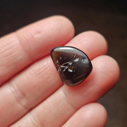 Moldavite Bead 1.9g, Polished with Visible Bubbles and Lechatelierites