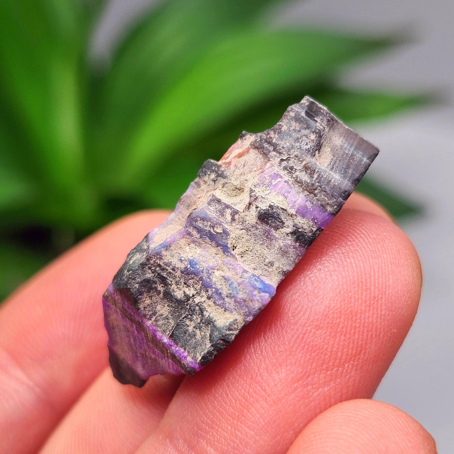 Raw Sugilite Crystal 8.0g, South African Sugilite OLD STOCK