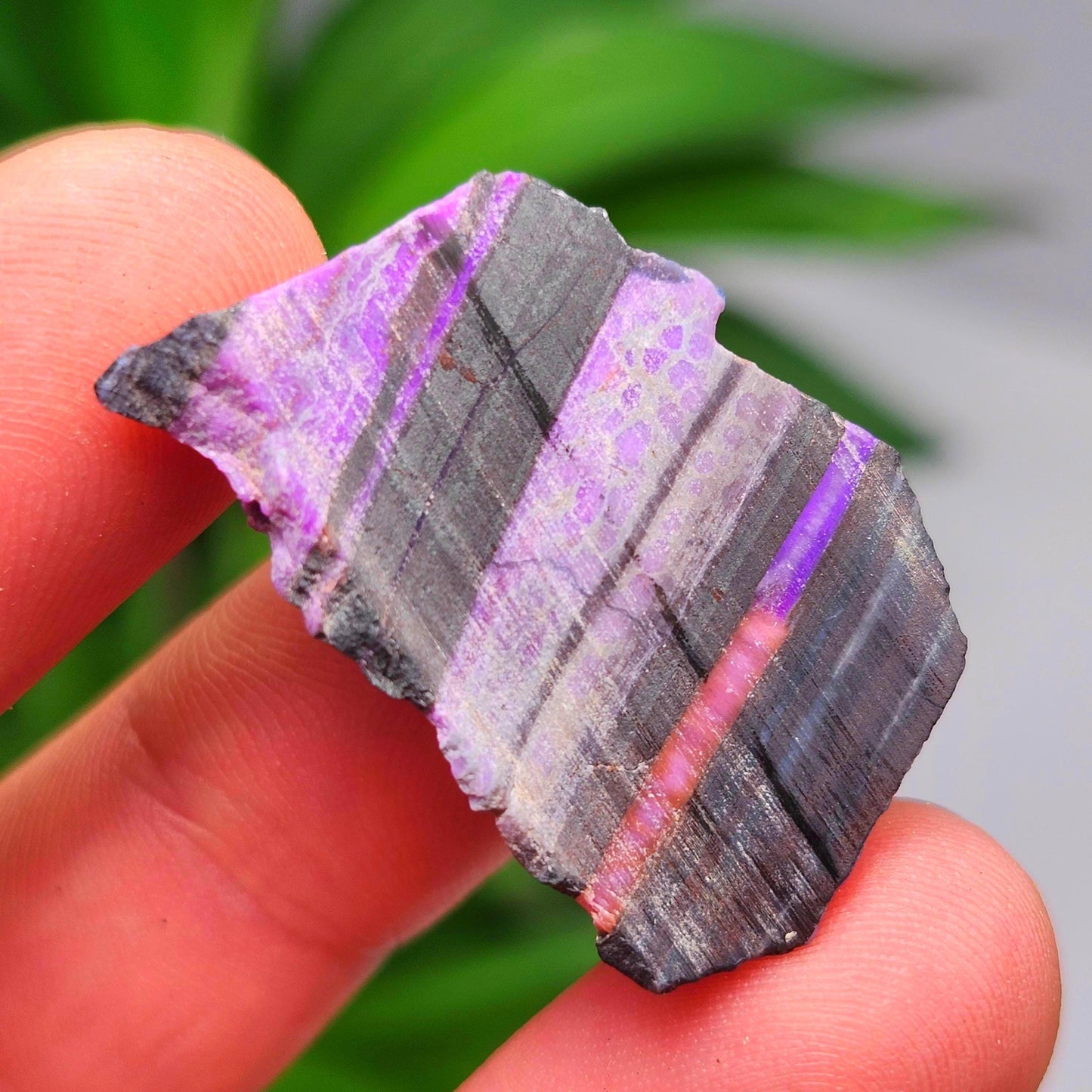 Raw Sugilite Crystal 8.0g, South African Sugilite OLD STOCK