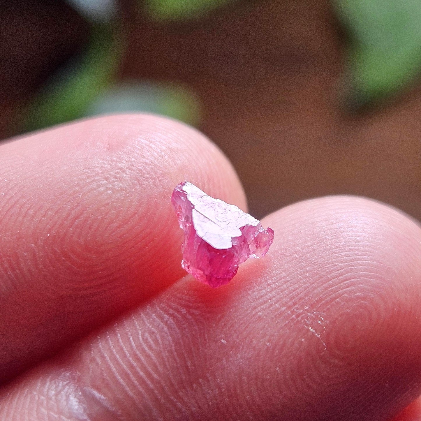 Bixbite Crystal, Terminated Red Beryl Crystal from Utah 0.5ct, Red Emerald Bixbite Gem