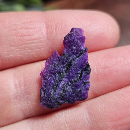 Gel Sugilite Crystal 1.18g, Raw South African Sugilite Stone Specimen