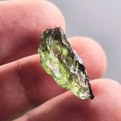 Moldavite Poison Green Specimen 1.33g, Authentic Raw Moldavite Crystal from Vrabce