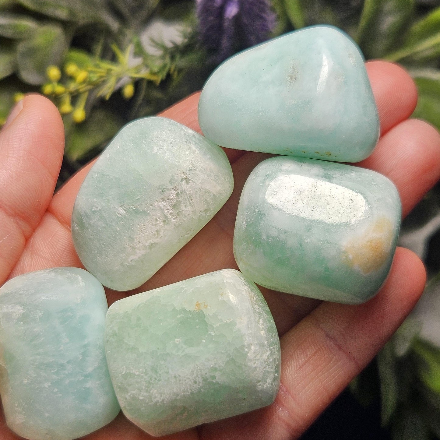 Caribbean Blue Calcite Tumbled Stone (10 to 45g), Calcite & Aragonite Polished Crystal