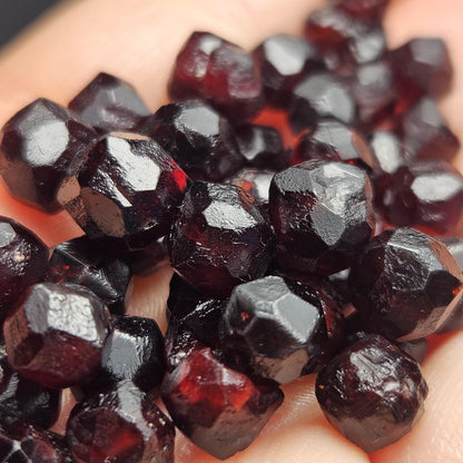 Red Garnet Crystals, Raw Dodecahedron Terminated Stones (5
