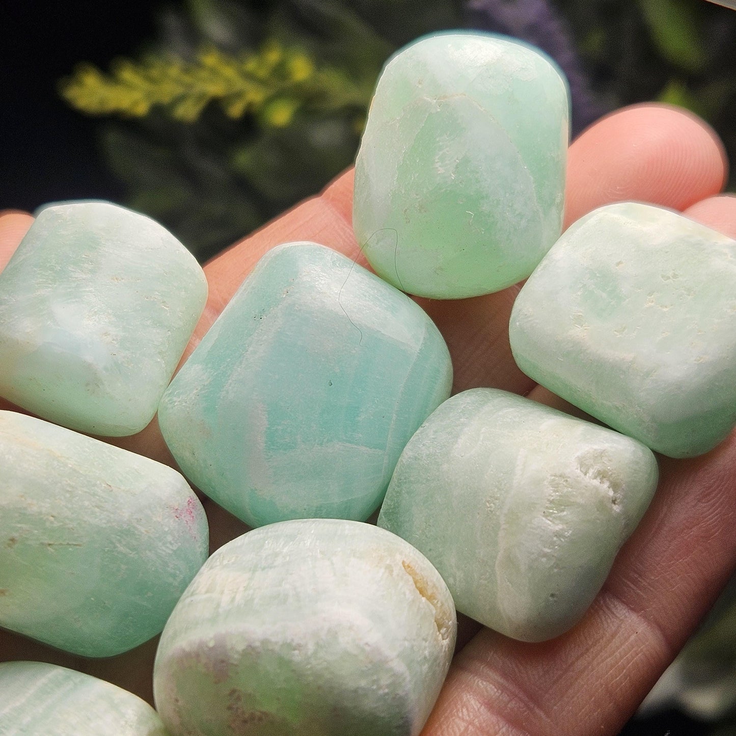 Caribbean Blue Calcite Tumbled Stone (10 to 45g), Calcite & Aragonite Polished Crystal