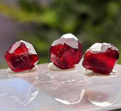 Red Garnet Crystals, Raw Dodecahedron Terminated Stones (5