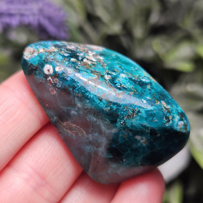 Polished Dioptase in Quartz Crystal 45.88g, Congo Dioptase Specimen