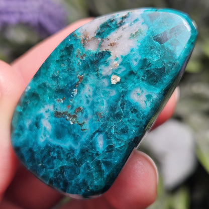 Polished Dioptase in Quartz Crystal 45.88g, Congo Dioptase Specimen