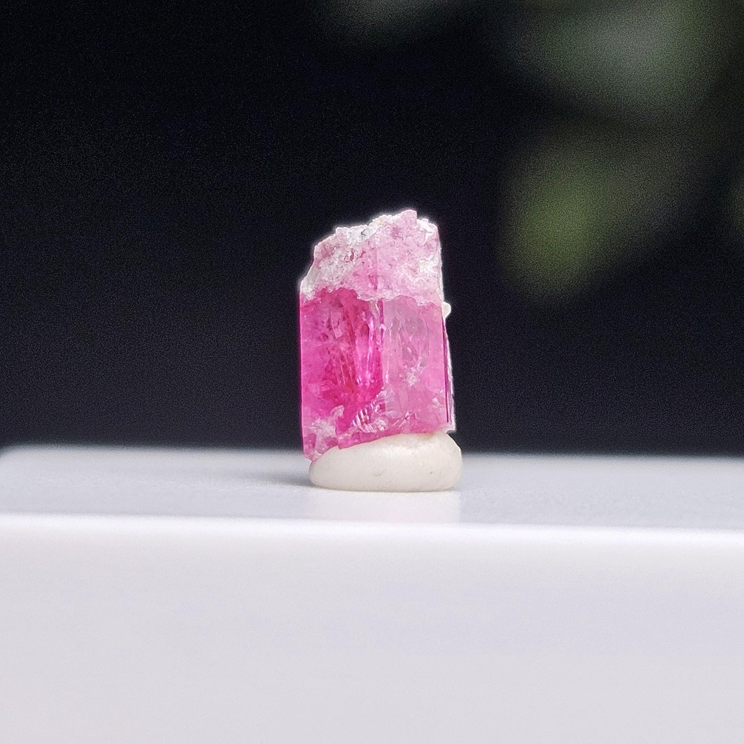 Bixbite Red Beryl Crystal from Utah 0.57ct, Red Emerald Gemstone