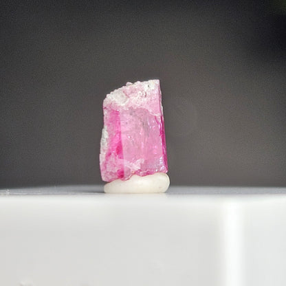Bixbite Red Beryl Crystal from Utah 0.57ct, Red Emerald Gemstone