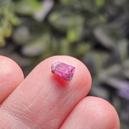 Bixbite Red Beryl Crystal from Utah 0.57ct, Red Emerald Gemstone