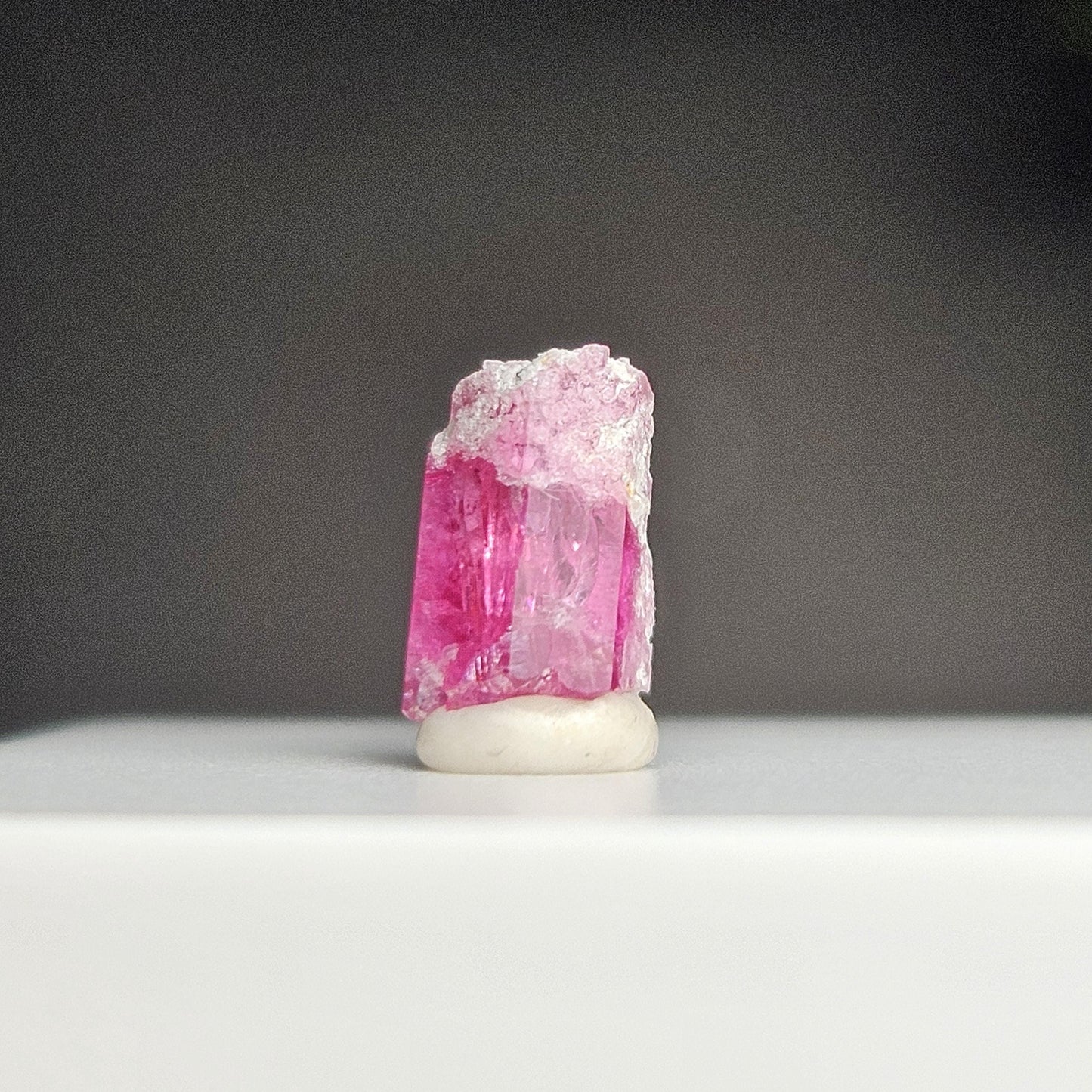 Bixbite Red Beryl Crystal from Utah 0.57ct, Red Emerald Gemstone