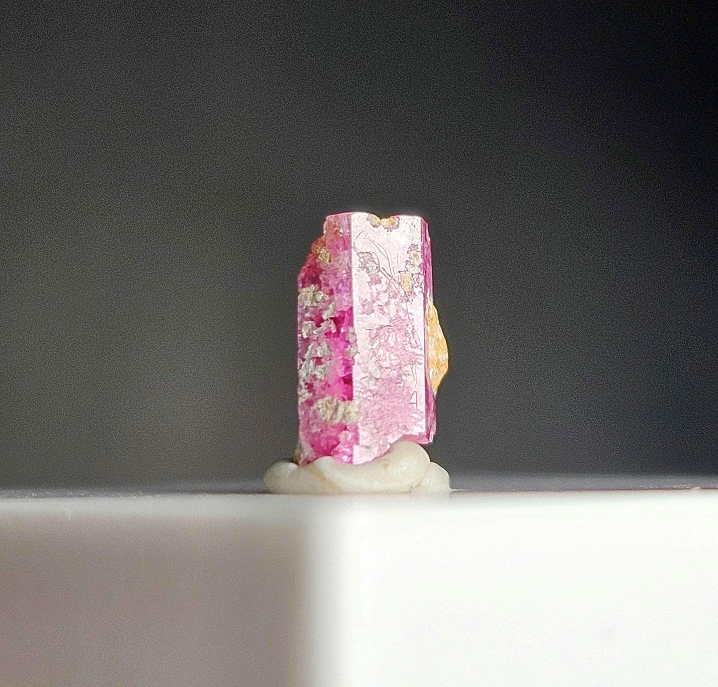 Bixbite Red Beryl Crystal from Utah 0.43ct, Red Emerald Gemstone