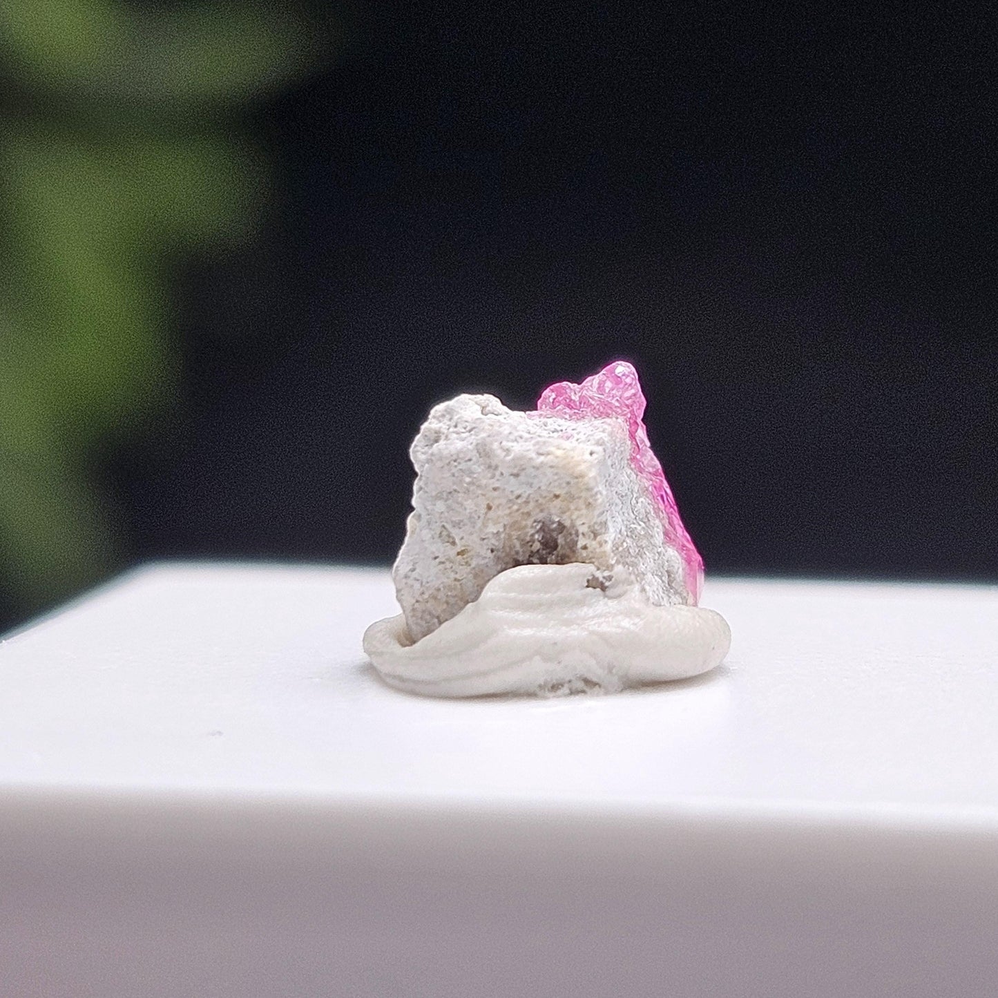 Bixbite Red Beryl Crystal from Utah 0.75ct, Red Emerald Gemstone