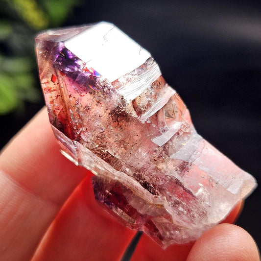 Enhydro Amethyst Scepter 22.49g, Moving Shangaan Quartz Crystal with Water Bubble from Zimbabwe