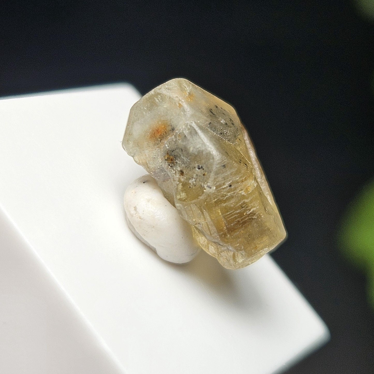 Twinned Chrysoberyl Crystal 6.09ct, RARE Yellow Twin Chrysoberyl Gemstone