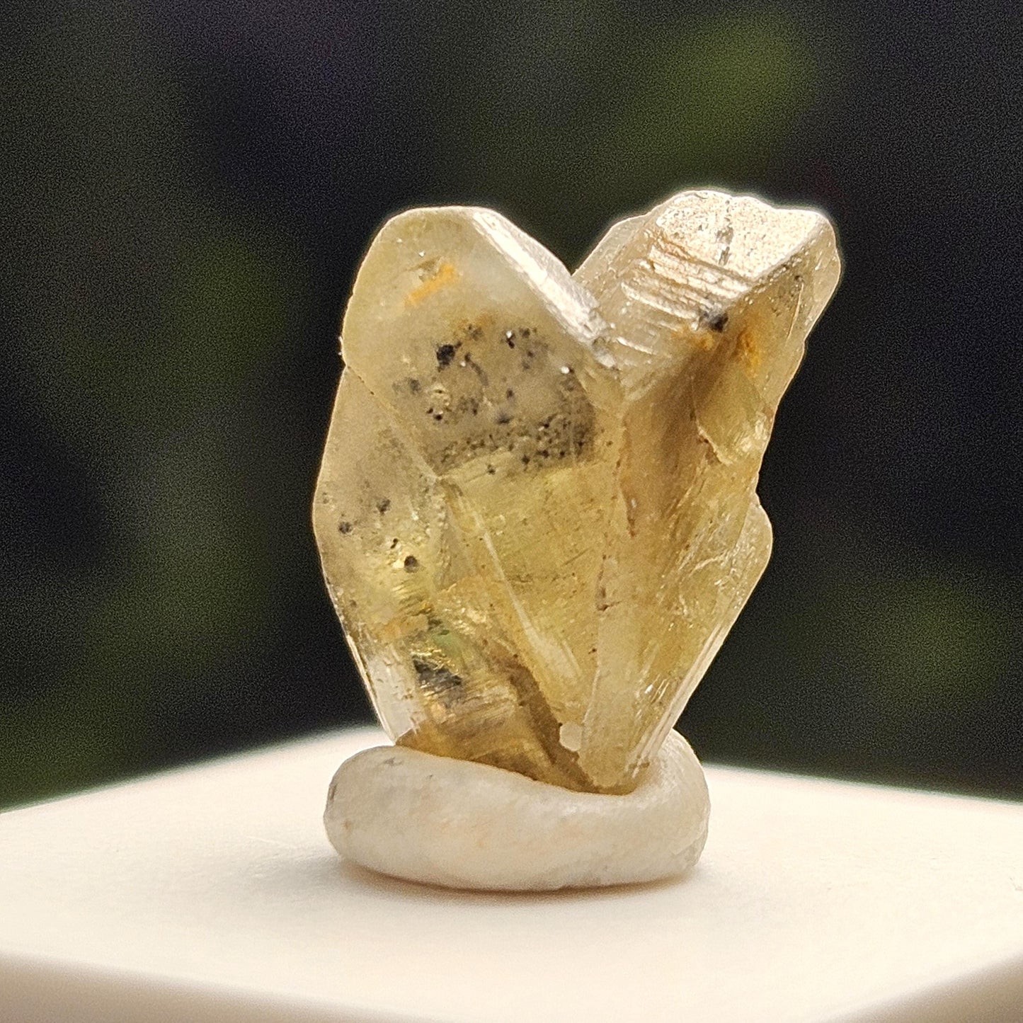 Twinned Chrysoberyl Crystal 6.09ct, RARE Yellow Twin Chrysoberyl Gemstone