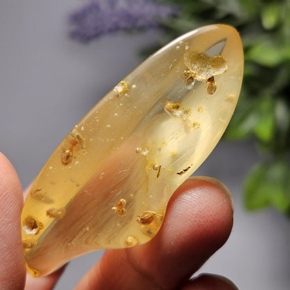 Enhydro Amber with MOVING Bubble & Insect Inclusions, 9.32g