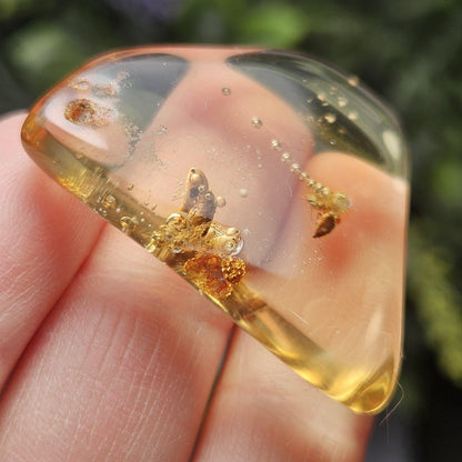 Enhydro Amber with MOVING Bubble & Bug Inclusions, 4.78g