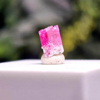 Bixbite Red Beryl Crystal from Utah 0.57ct, Red Emerald Gemstone