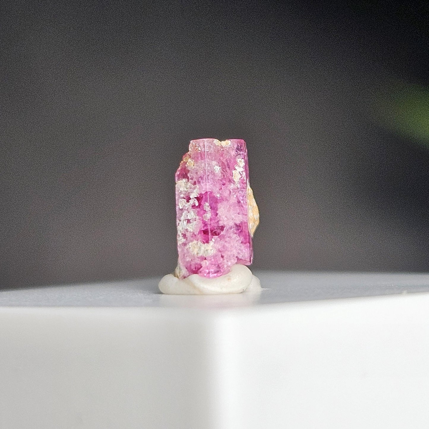 Bixbite Red Beryl Crystal from Utah 0.43ct, Red Emerald Gemstone