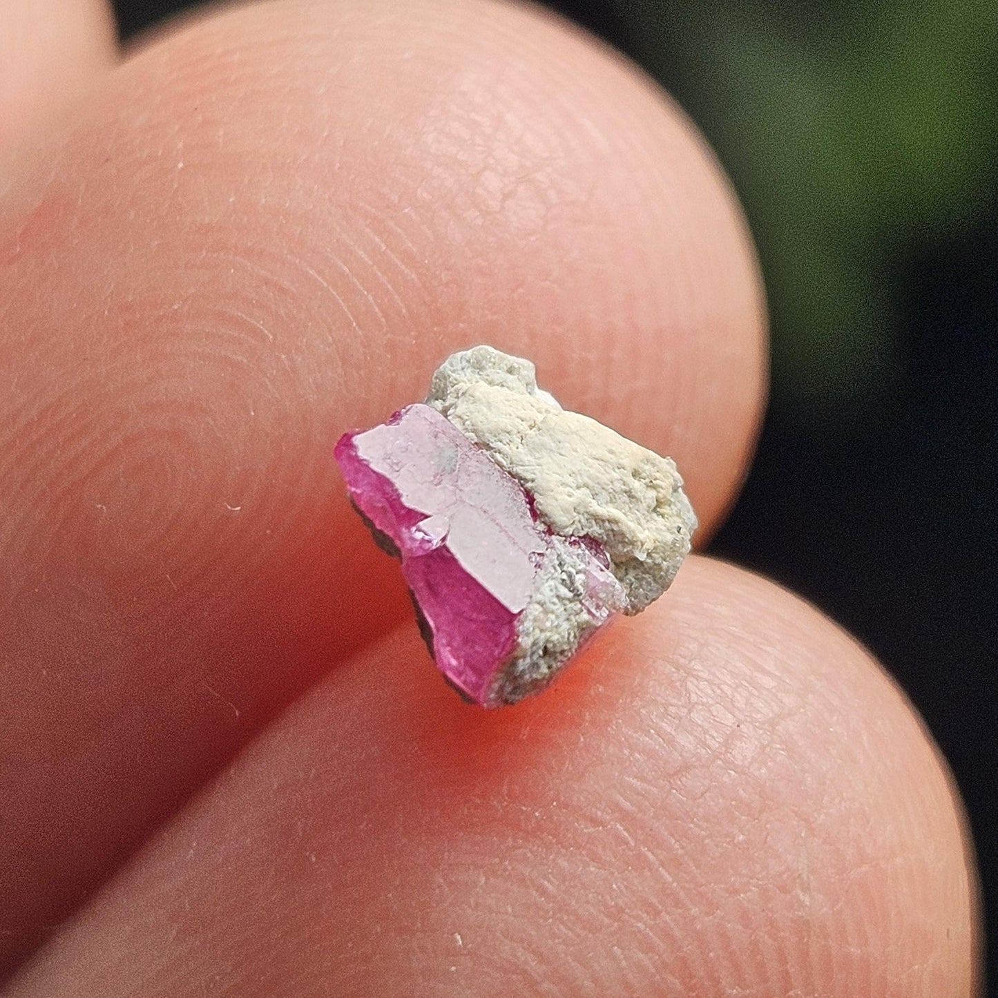 Bixbite Red Beryl Crystal from Utah 0.75ct, Red Emerald Gemstone