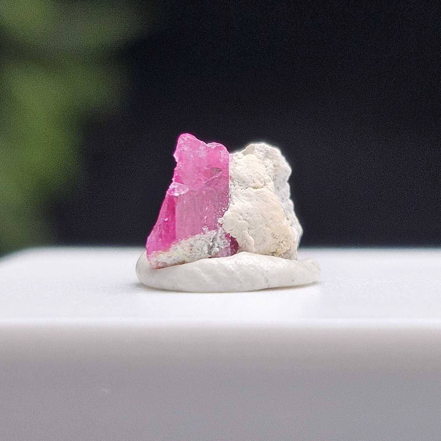 Bixbite Red Beryl Crystal from Utah 0.75ct, Red Emerald Gemstone