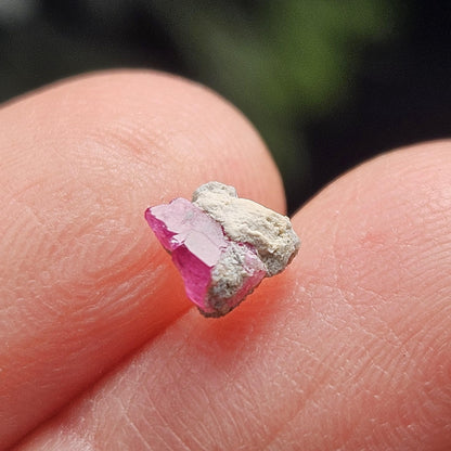 Bixbite Red Beryl Crystal from Utah 0.75ct, Red Emerald Gemstone