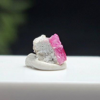 Bixbite Red Beryl Crystal from Utah 0.75ct, Red Emerald Gemstone