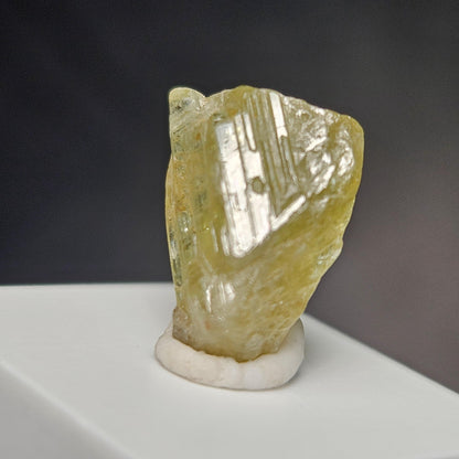 Twinned Golden Chrysoberyl Crystal 7.60ct, RARE Yellow Twin Chrysoberyl Gemstone