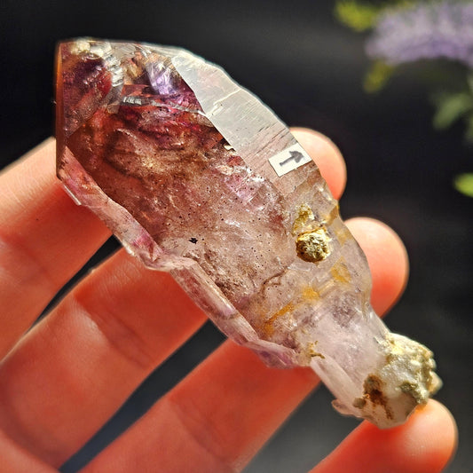 Enhydro Amethyst Scepter 50.40g, Moving Shangaan Quartz Crystal with Water Bubble from Zimbabwe