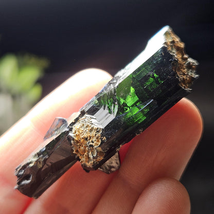 Vivianite Crystal Specimen 15.36g, Terminated Vivianite Crystal, Raw Blue
