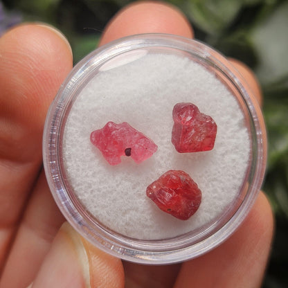 UV Reactive Spinel (Set of 3 crystals), Red Spinel, Pink Spinel, Purple Spinel, Raw Spinel Crystal, Spinel Lot from Madagascar