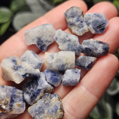 Raw Blue Sapphire Stone, Natural Himalayan Sapphire Crystal from Badakhshan, Color Zoning Sapphire