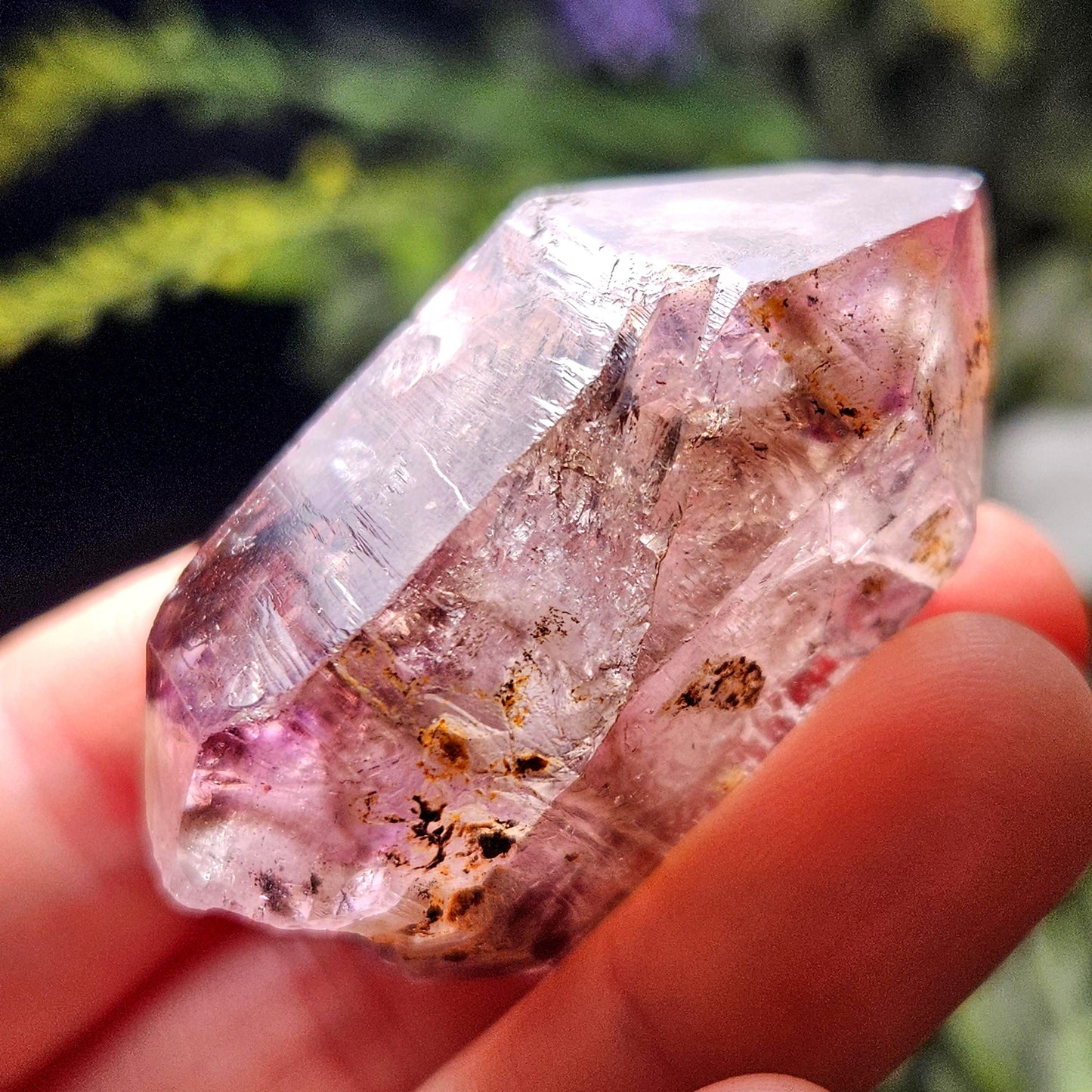 Enhydro Shangaan Amethyst Crystal 43.89g, MOVING Enhydro Quartz Crystal from Zimbabwe