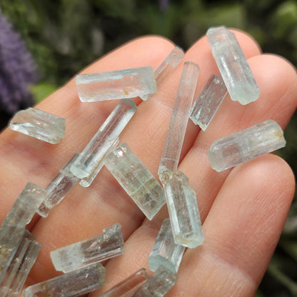 Nigerian Emerald Crystal, Raw Emerald Specimen, Natural Hexagonal Stone, Green Beryl