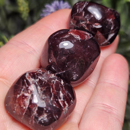 Red Garnet Crystal (0.75