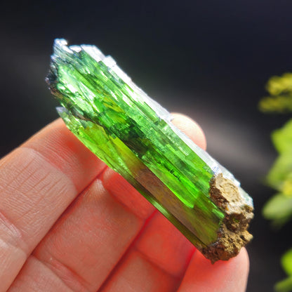 Vivianite Crystal Specimen 10.60g, Terminated Vivianite Crystal, Raw Blue