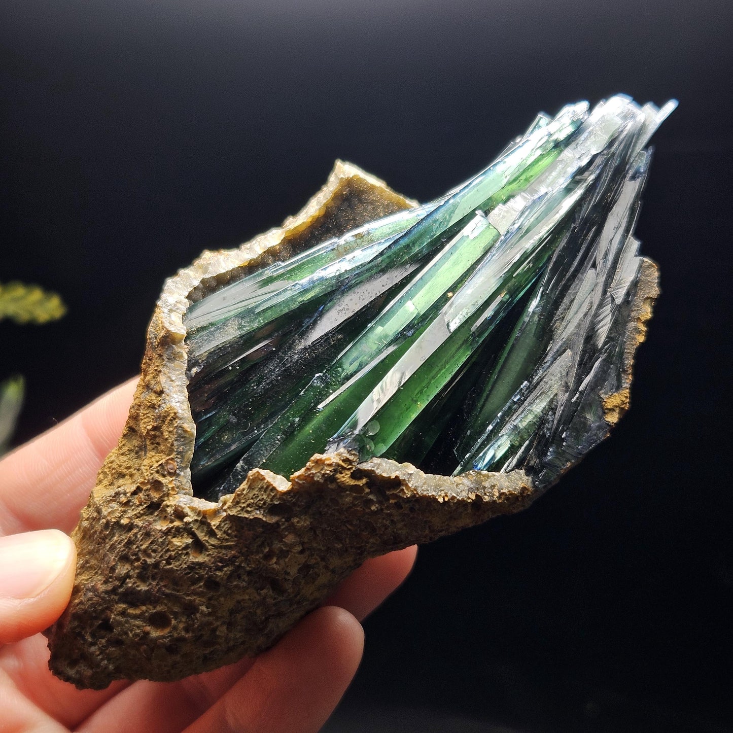 AAA Vivianite Crystal Cluster 200.45g, Terminated Vivianite Crystal Specimen, Raw Blue