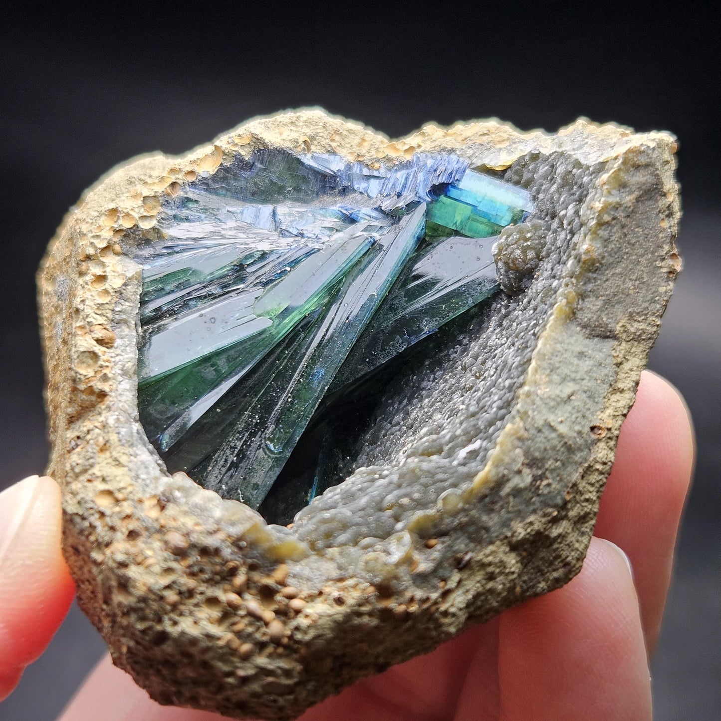 Vivianite Crystal Cluster 159g, Vivianite Specimen, Raw Blue