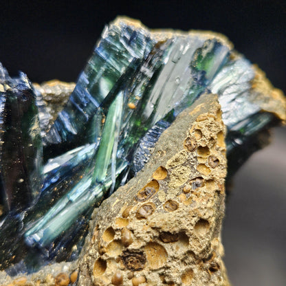 Vivianite Crystal Cluster 192g, Vivianite Specimen, Raw Blue