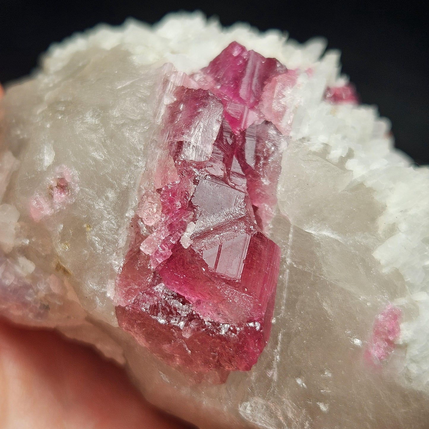 Pink Tourmaline in Quartz from Brazil 384.11g