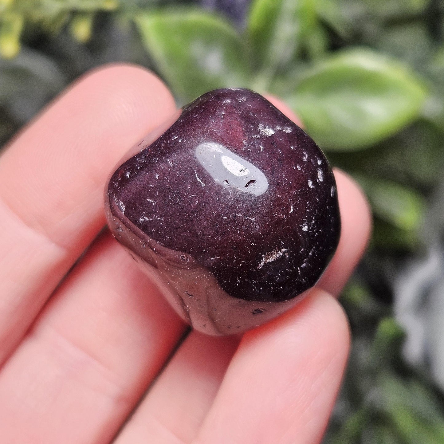 Red Garnet Crystal (0.75