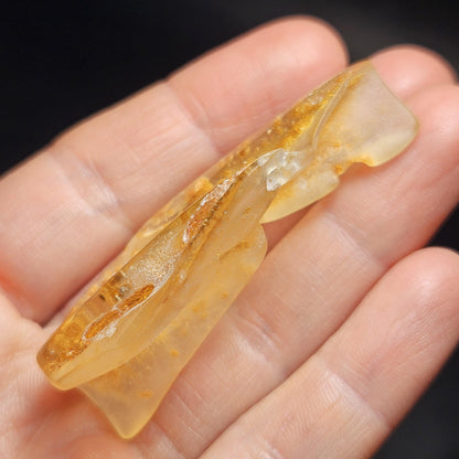Enhydro Amber with MOVING Bubbles, 6.57g