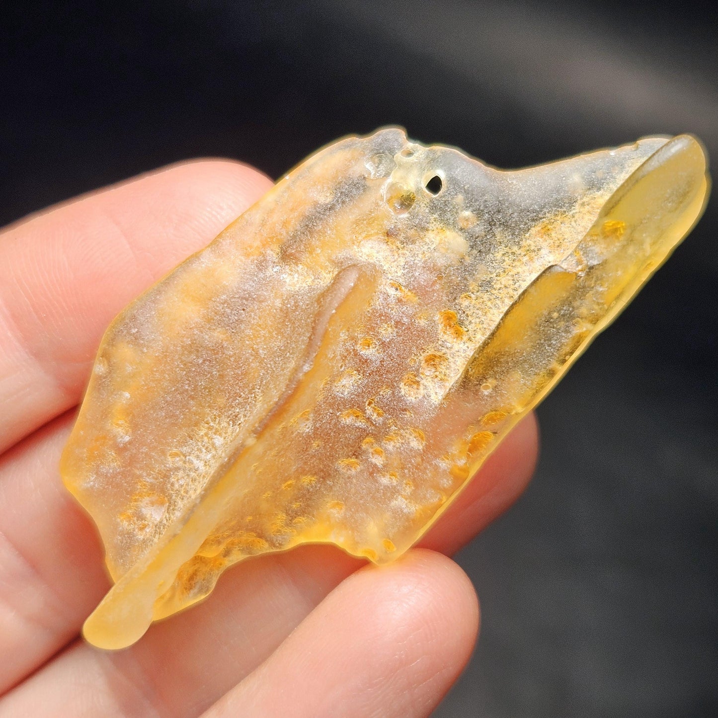 Enhydro Amber with MOVING Bubbles, 6.57g