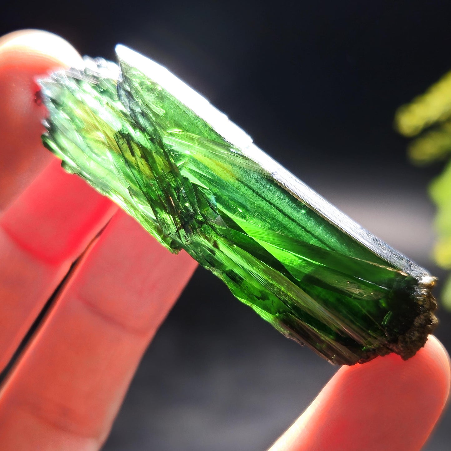 Vivianite Crystal Specimen 10.60g, Terminated Vivianite Crystal, Raw Blue