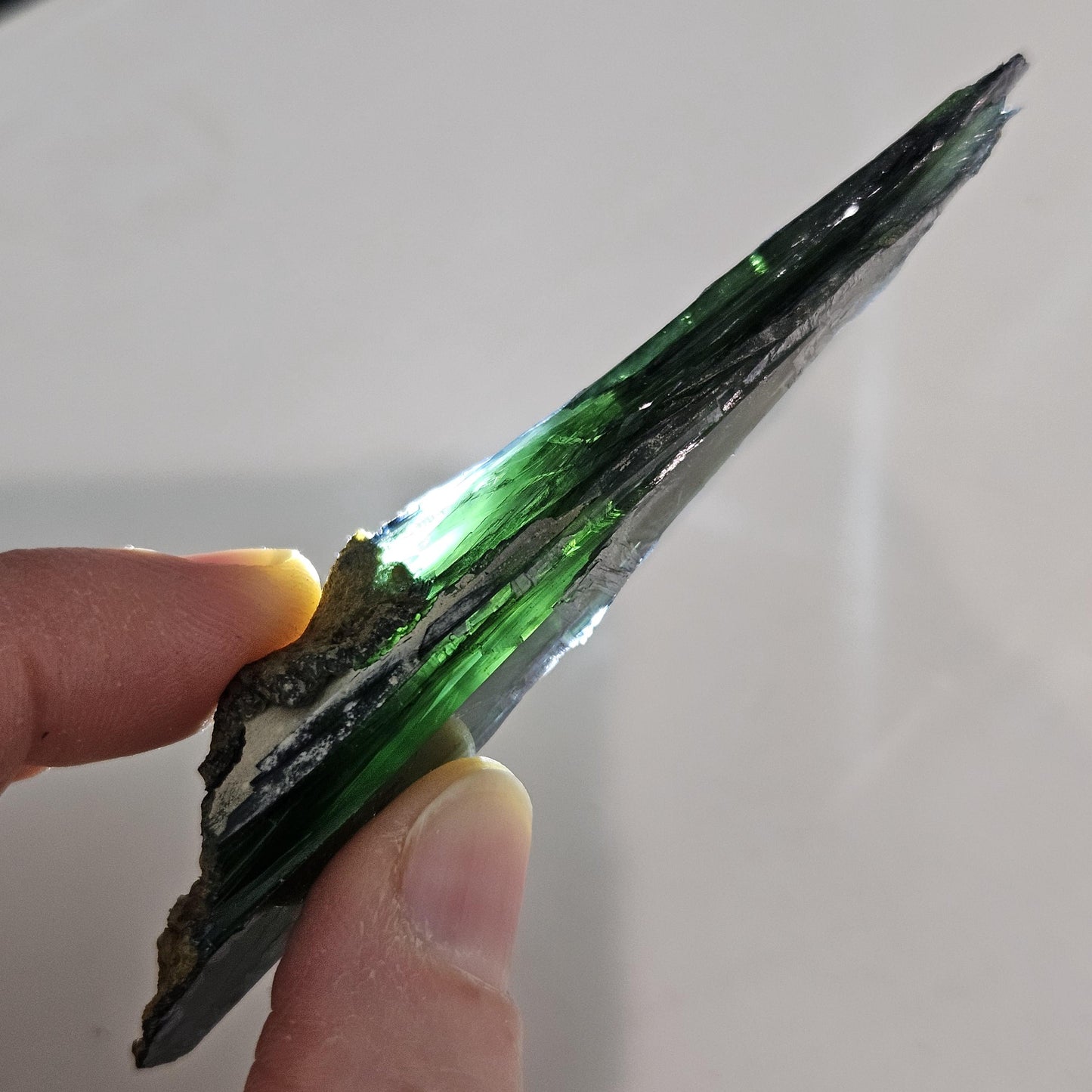 Vivianite Crystal Specimen 18.08g, Terminated Vivianite Crystal, Raw Blue