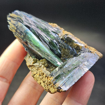 Vivianite Crystal Cluster 75.78g, Vivianite Specimen, Raw Blue